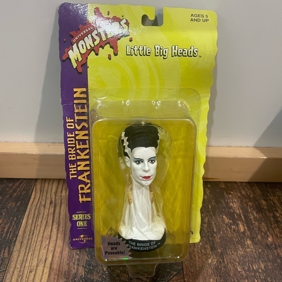 Universal Monsters Little Big Head - Picture 1 of 2